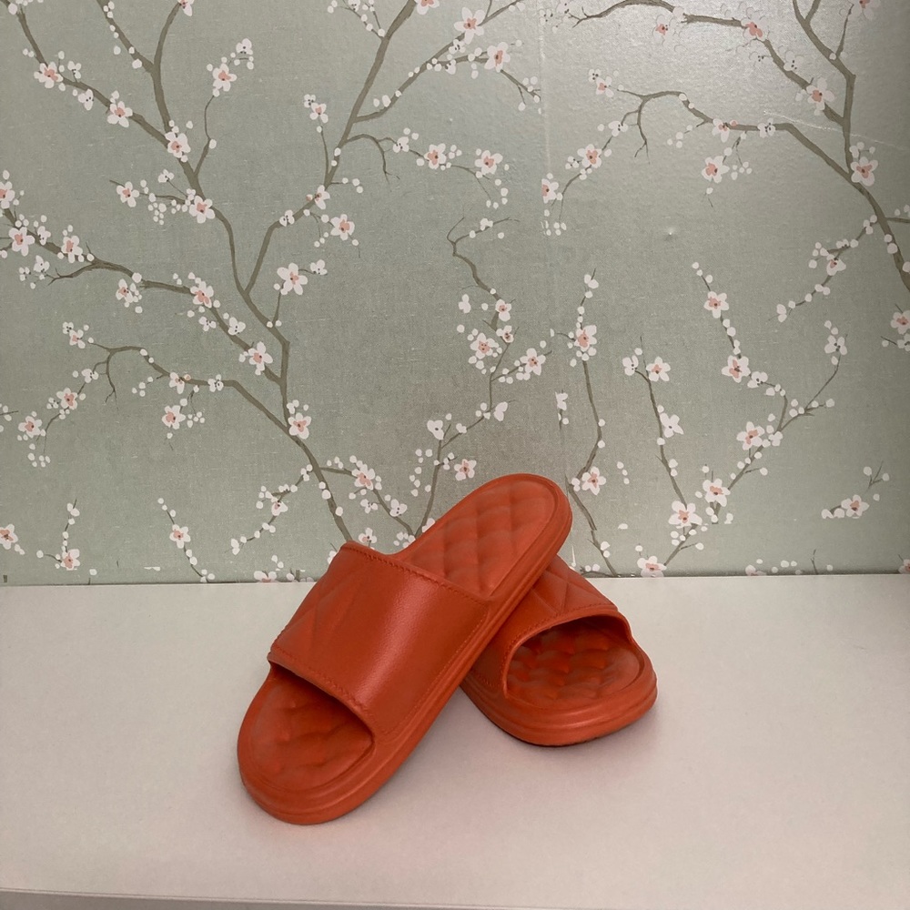 Womens slides.